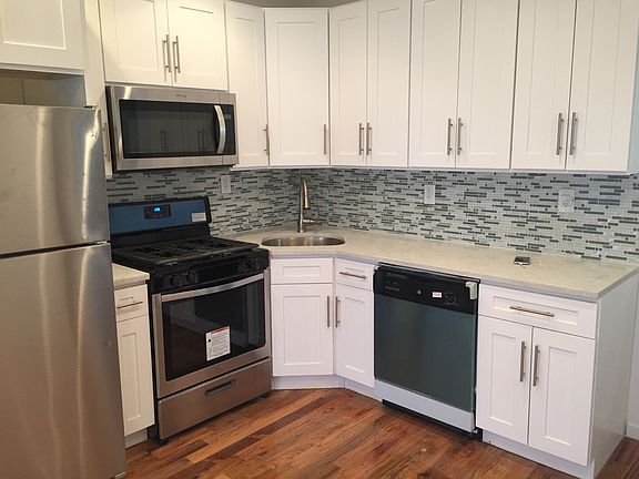 2nd image of 11620 155th St Fl 1ST