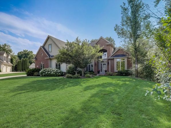 W142N10243 Gatewood Ct