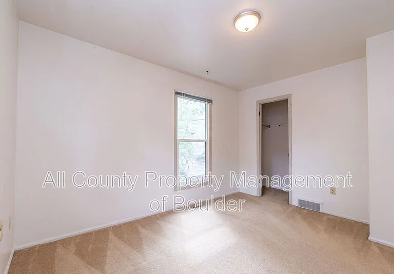 1817 Grove St #3 — Photo 9