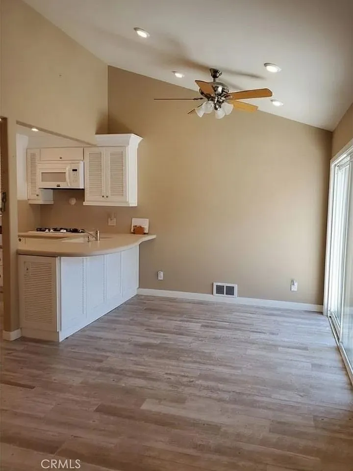 1 bed, 478 sqft, $2,325 — Photo 2