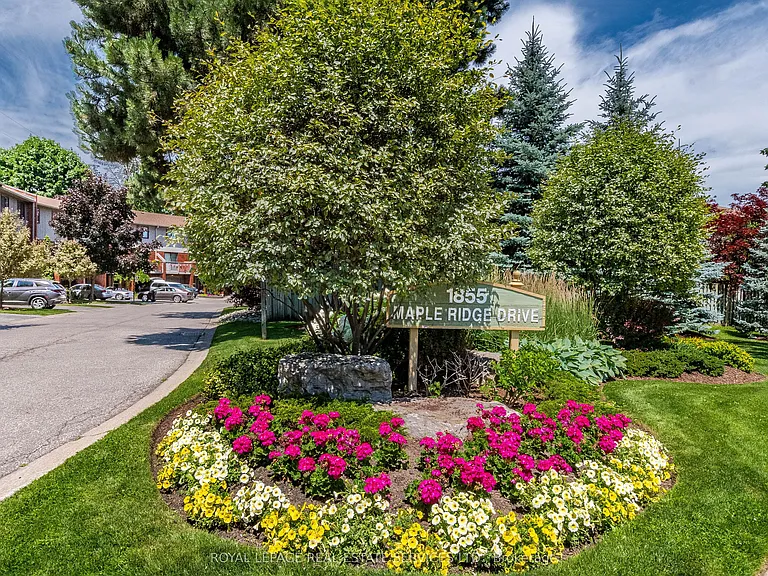 1855 Maple Ridge Dr #35 — Photo 1