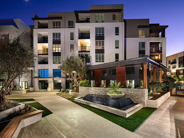 One Paseo Living — Photo 1
