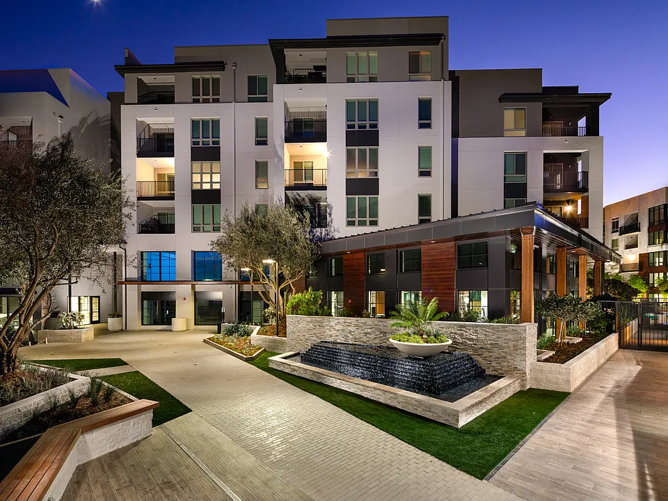 One Paseo Living