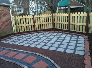 126 W 34th St, Reading, PA 19606