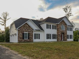 30 Starr Ln, Bethel, CT 06801