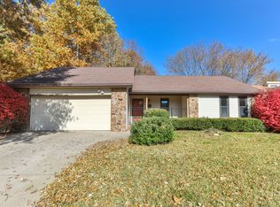 1635 W Lindberg St, Springfield, MO 65807