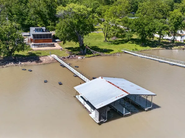 29050 McKenna Villa Rd, Edwards, MO 65326