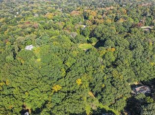 124 Pinewood Rd, Stamford, CT 06903