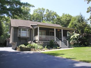 17875 W Big Oaks Rd, Grayslake, IL 60030