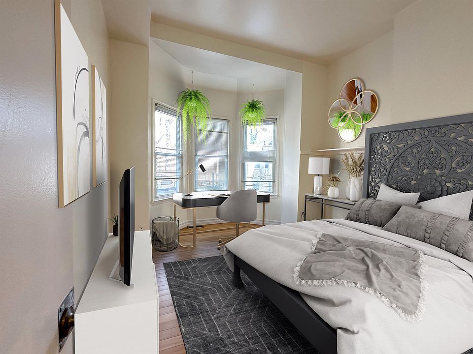 Bedroom AFTER Virtual Staging