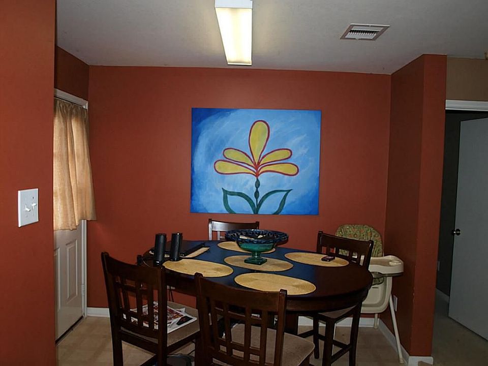 1st image of 10818 Regal Manor Ln