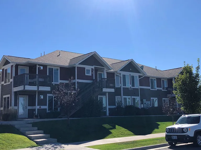 5625 Saxon Way #F — Photo 3