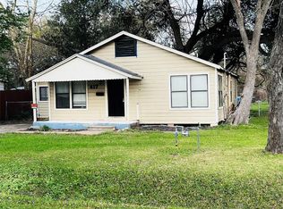 417 Billington St, Clute, TX 77531