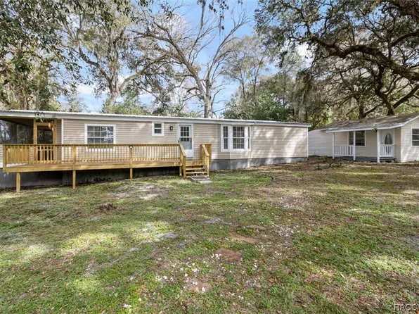 12491 E Trails End Rd, Floral City, FL 34436