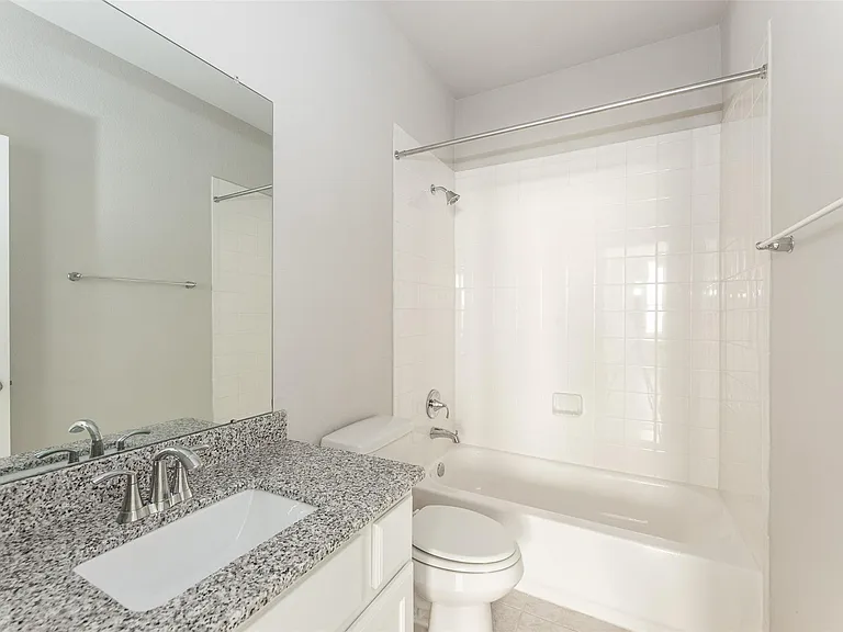 15211 Stuart Bat Cave Ln — Photo 19