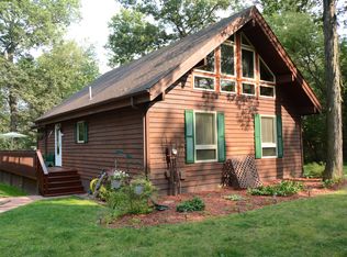 2202 N Shore Dr, Delavan, WI 53115