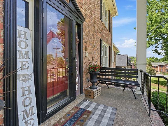 3rd image of 605 Bell Ridge Trce
