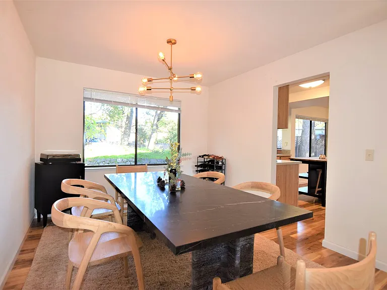 114 Melody Ct — Photo 3
