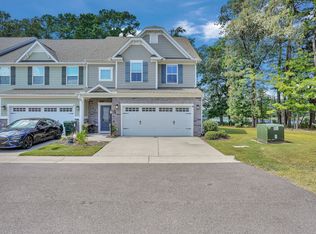 1921 Doubloon Way, Chesapeake, VA 23323