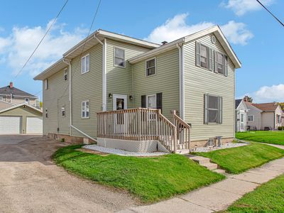 137 York St, Sheboygan Falls, WI, 53085