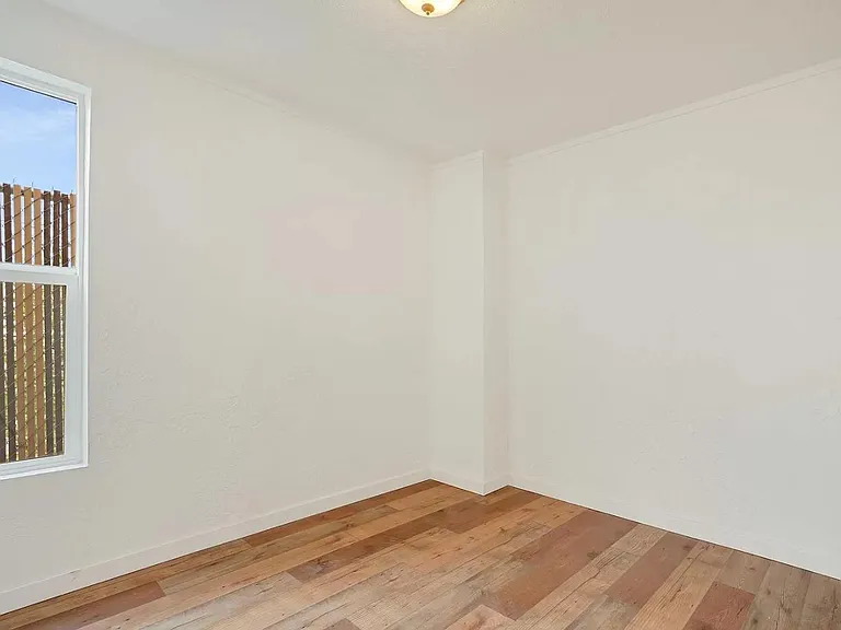 1230 Miller Ave #3 — Photo 4