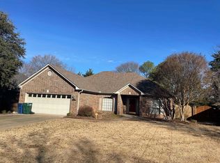 3310 Forsythia Dr, Conway, AR 72034