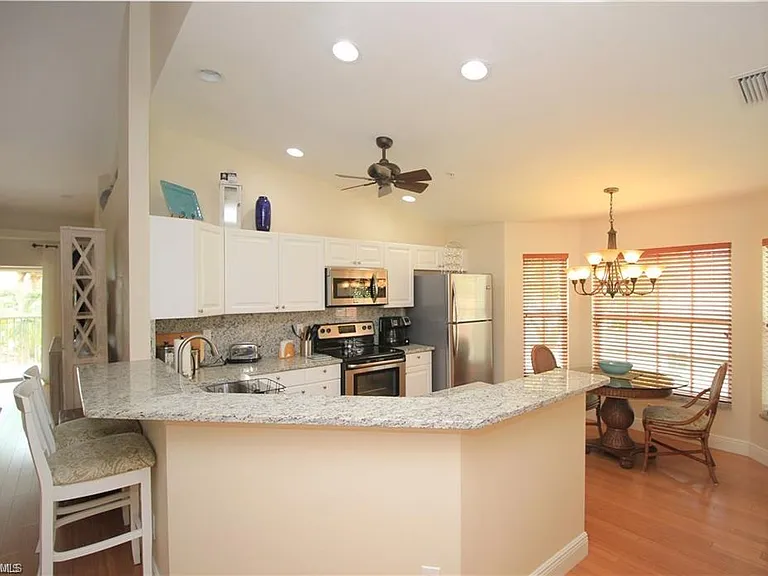 2920 Cypress Trace Cir #204 — Photo 4