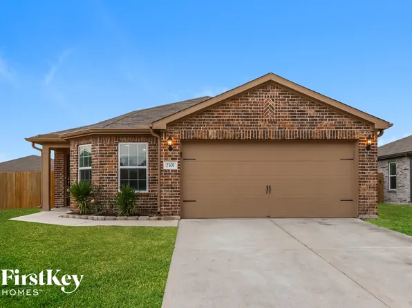 2301 Starboard Sail Dr, La Marque, TX
