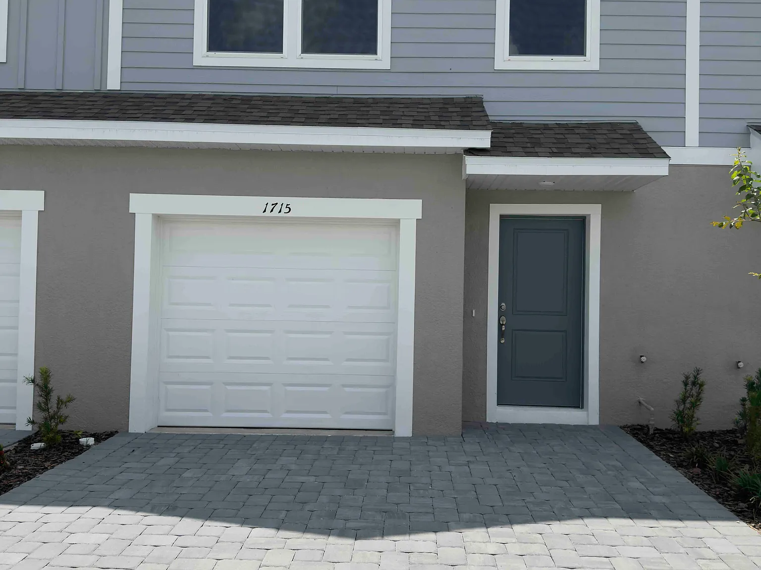 3 bed, 2.5 bath, 1451 sqft, $1,900 — Photo 1