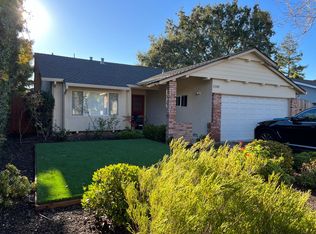 3188 Ross Rd, Palo Alto, CA 94303