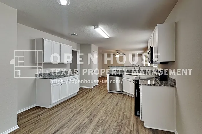 6701 Meadow Way Ln — Photo 5