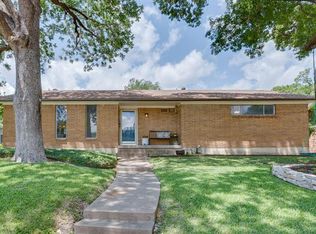 5915 Canterview Dr, Dallas, TX 75228