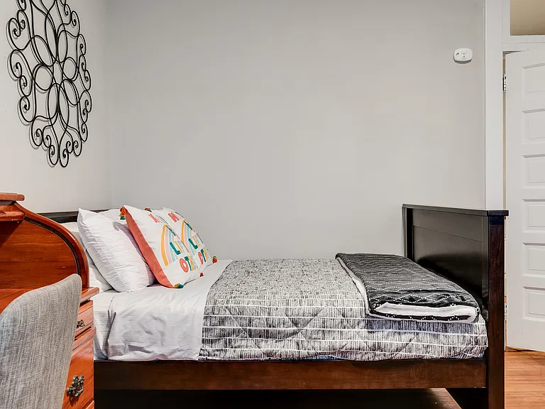 3313 Ellwood Ave #2 — Photo 6