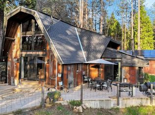 10295 Little Tree Ct, Grass Valley, CA 95949
