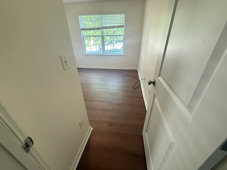 221 Rivers Edge Cir — Photo 12
