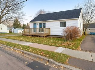 30 Cross St, Moncton, NB E1A3C4