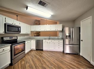 16910 Square Rigger Ln, Friendswood, TX 77546