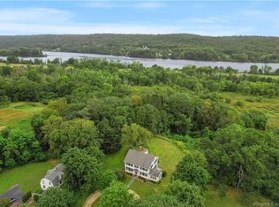 904 Saybrook Rd, Haddam, CT 06438