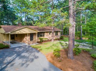 140 W Delaware Ave, Southern Pines, NC 28387