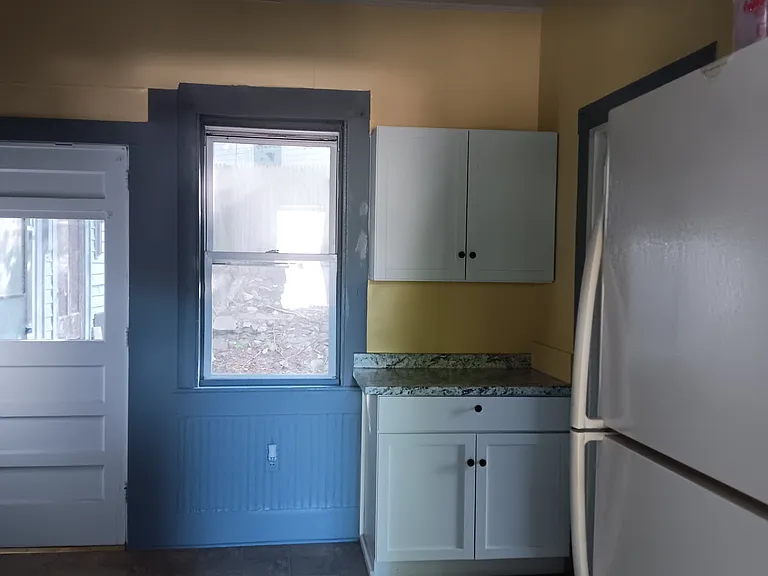 197 N State St #15 — Photo 2