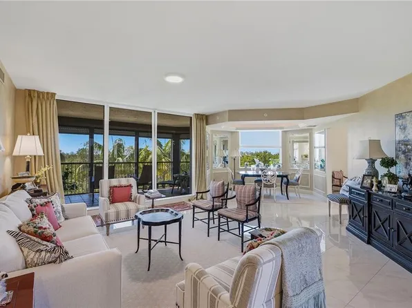 7225 Pelican Bay BLVD #305, NAPLES, FL 34108