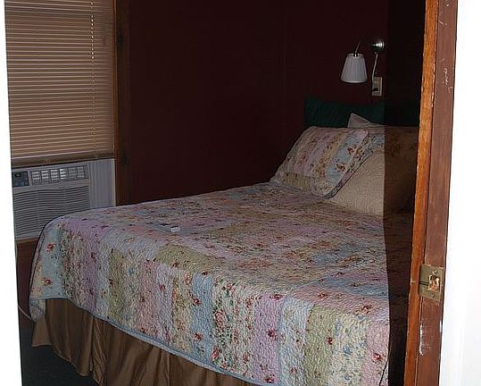 Apartment bedroom