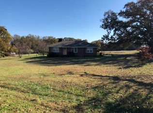 2003 Baty Rd, Martin, GA 30557