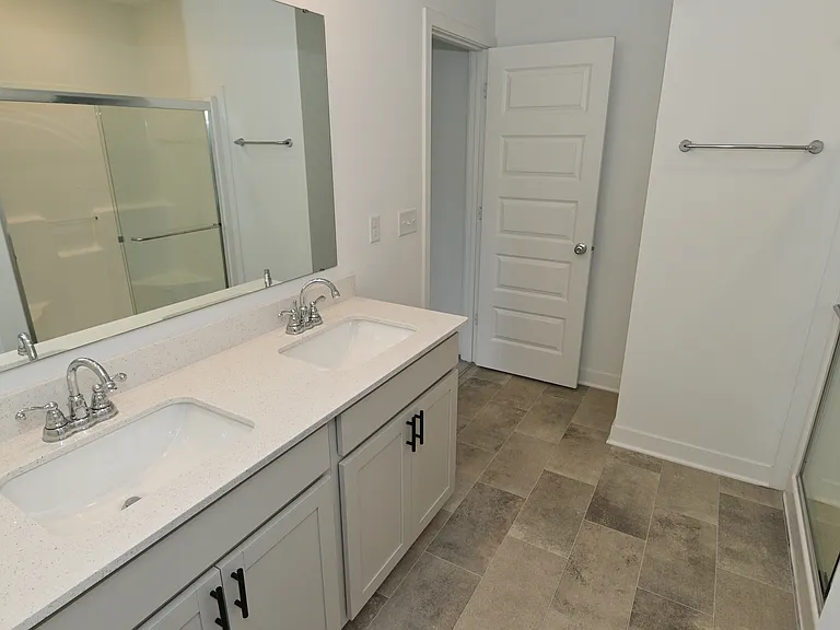 1728 Trinity Ln — Photo 41