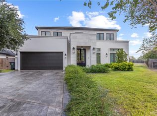 202 Stonegate Dr, Mission, TX 78574