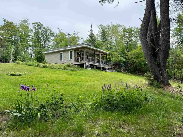 100 Red Hill Rd, Lunenburg, NS B0T 1X0