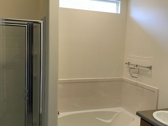4th image of 1685 W 3180th St N Unit 3