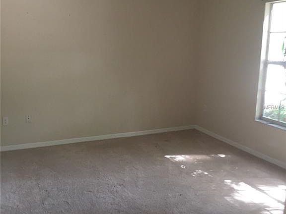 4th image of 17707 Esprit Dr