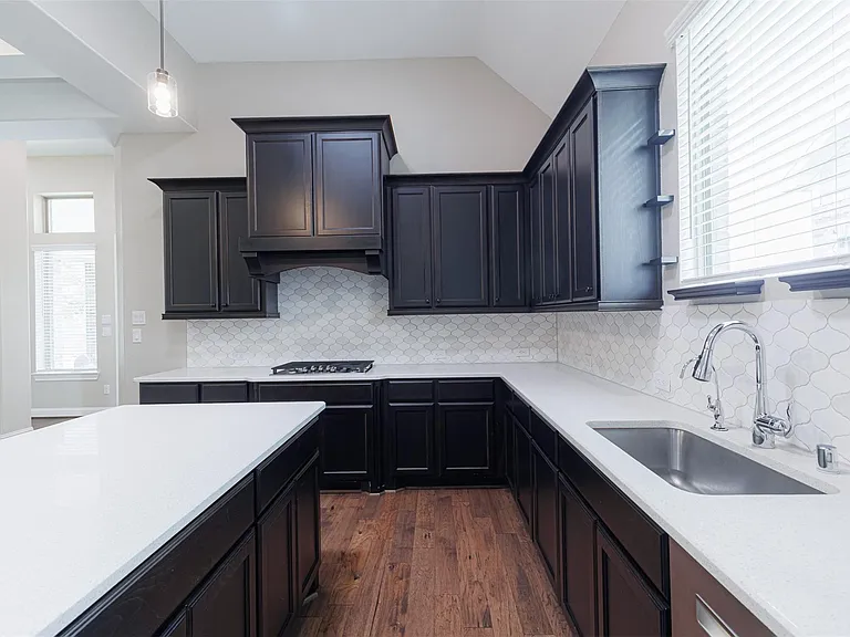 1803 Pepper Grove Ln — Photo 9