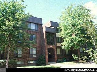 128 Roberts Ln APT 300, Alexandria, VA 22314